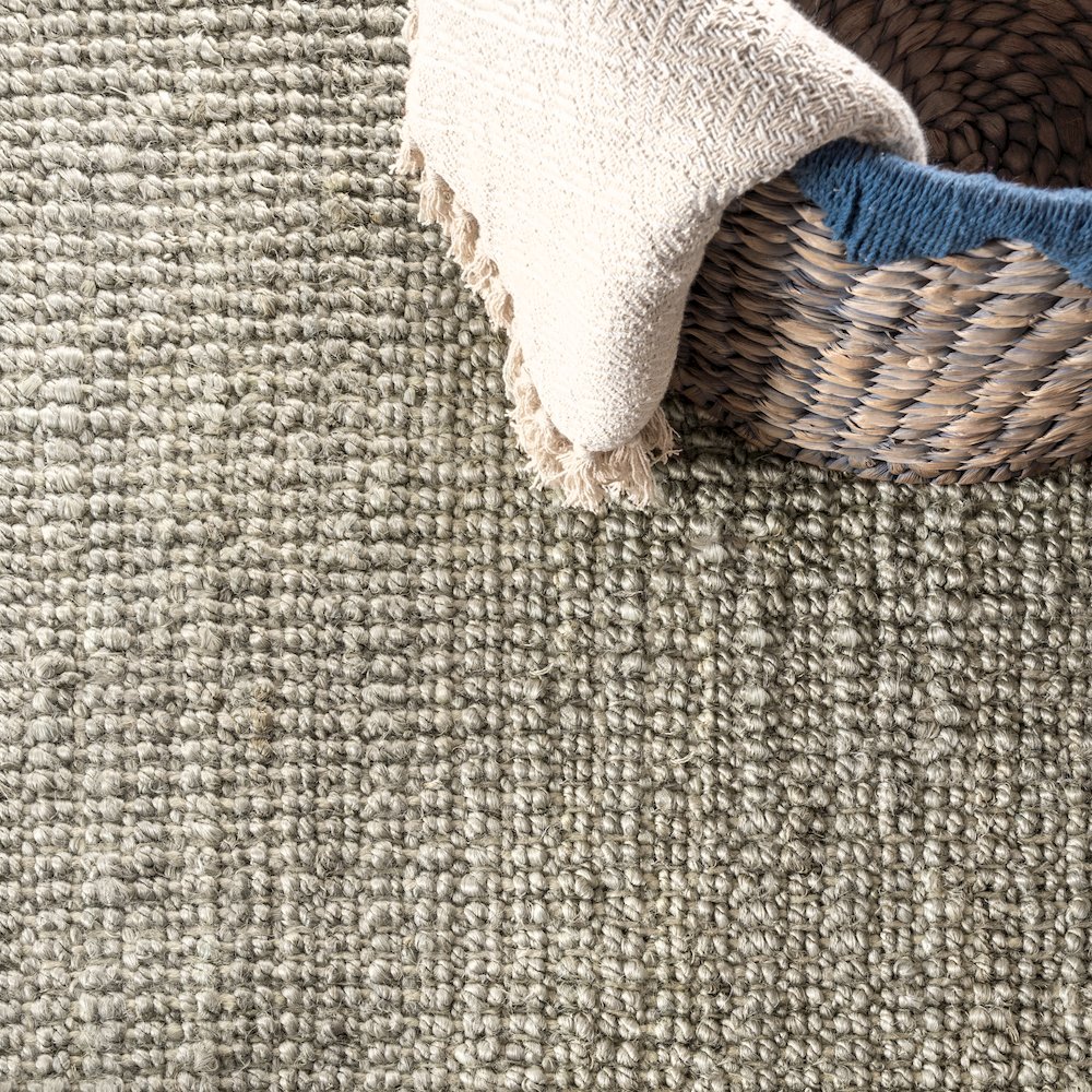 Pata Hand Woven Chunky Jute Area Rug. Picture 4