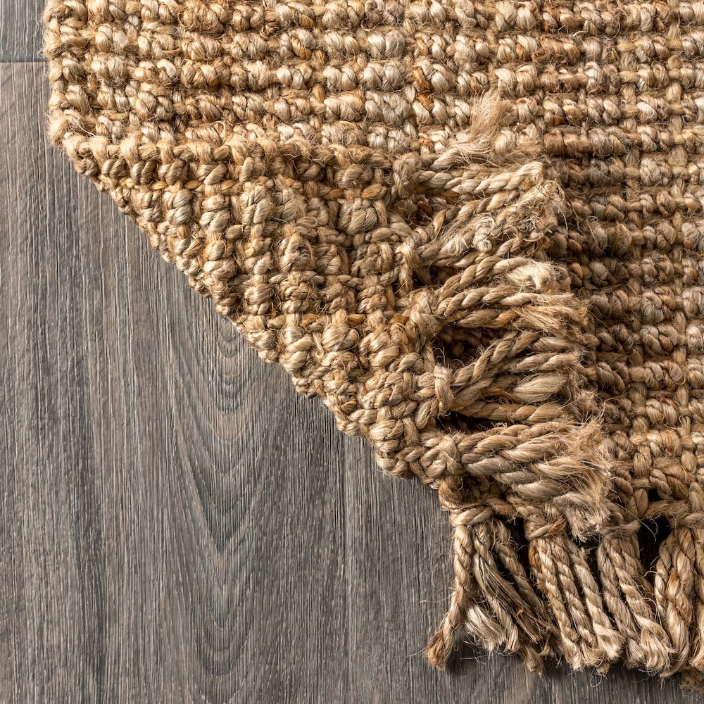 Pata Hand Woven Chunky Jute With Fringe Area Rug. Picture 4
