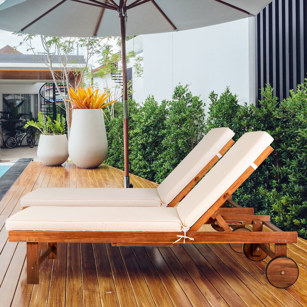 Seabrook Outdoor Acacia Wood Lounger. Picture 13