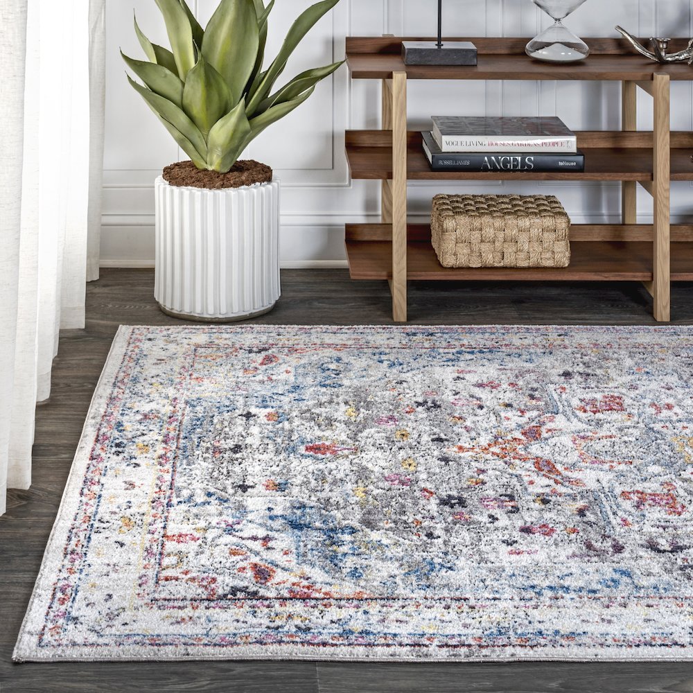 Maras Vintage Medallion Area Rug. Picture 3