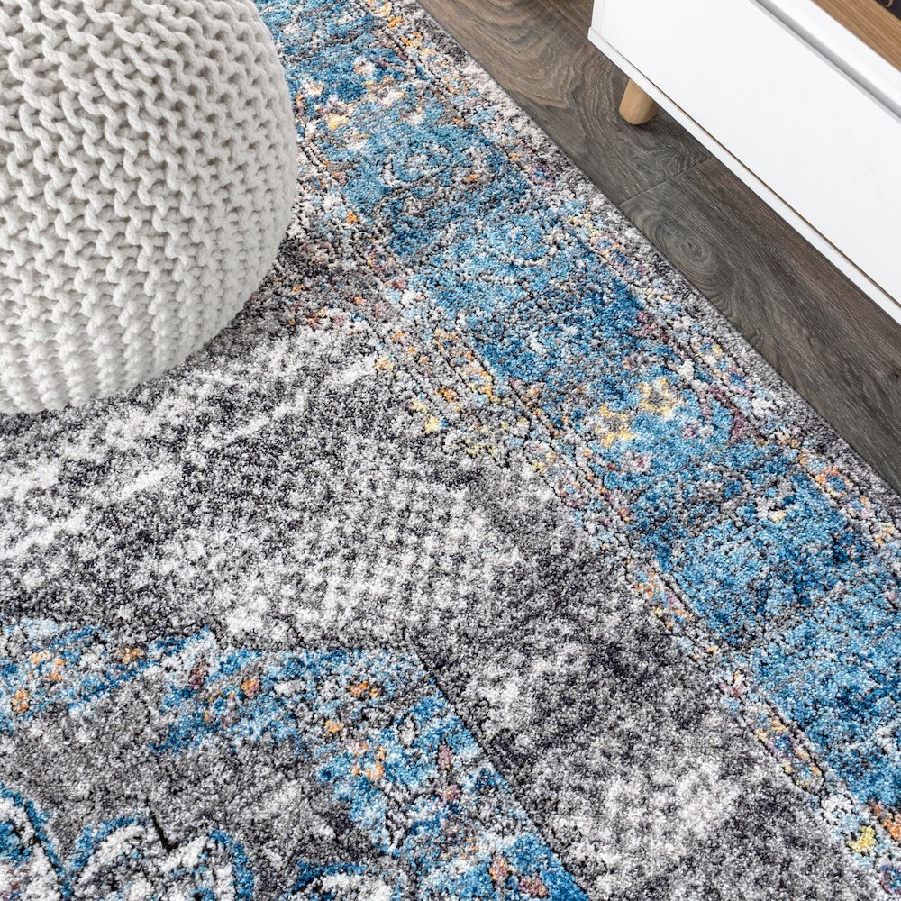 Anatolia Vintage Medallion Area Rug. Picture 5