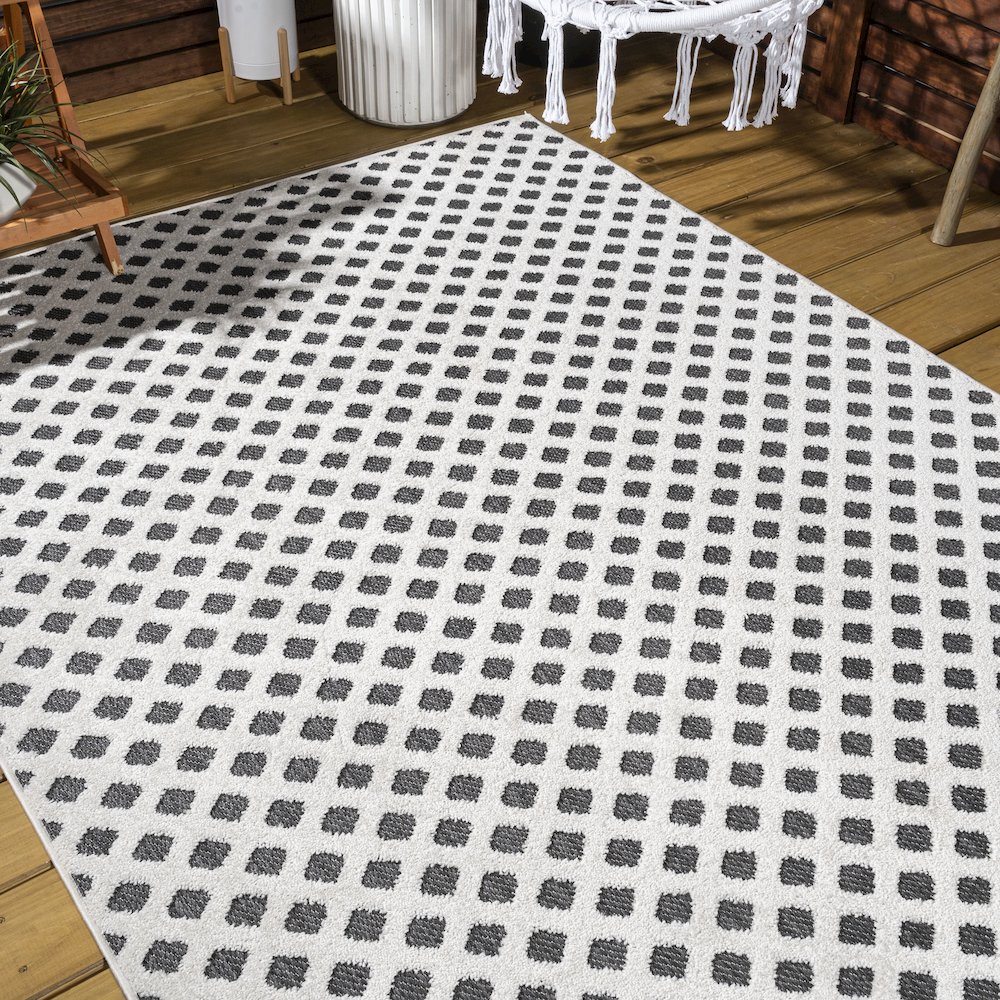 Rabat High-Low Pile Mini Diamond Trellis Area Rug. Picture 8