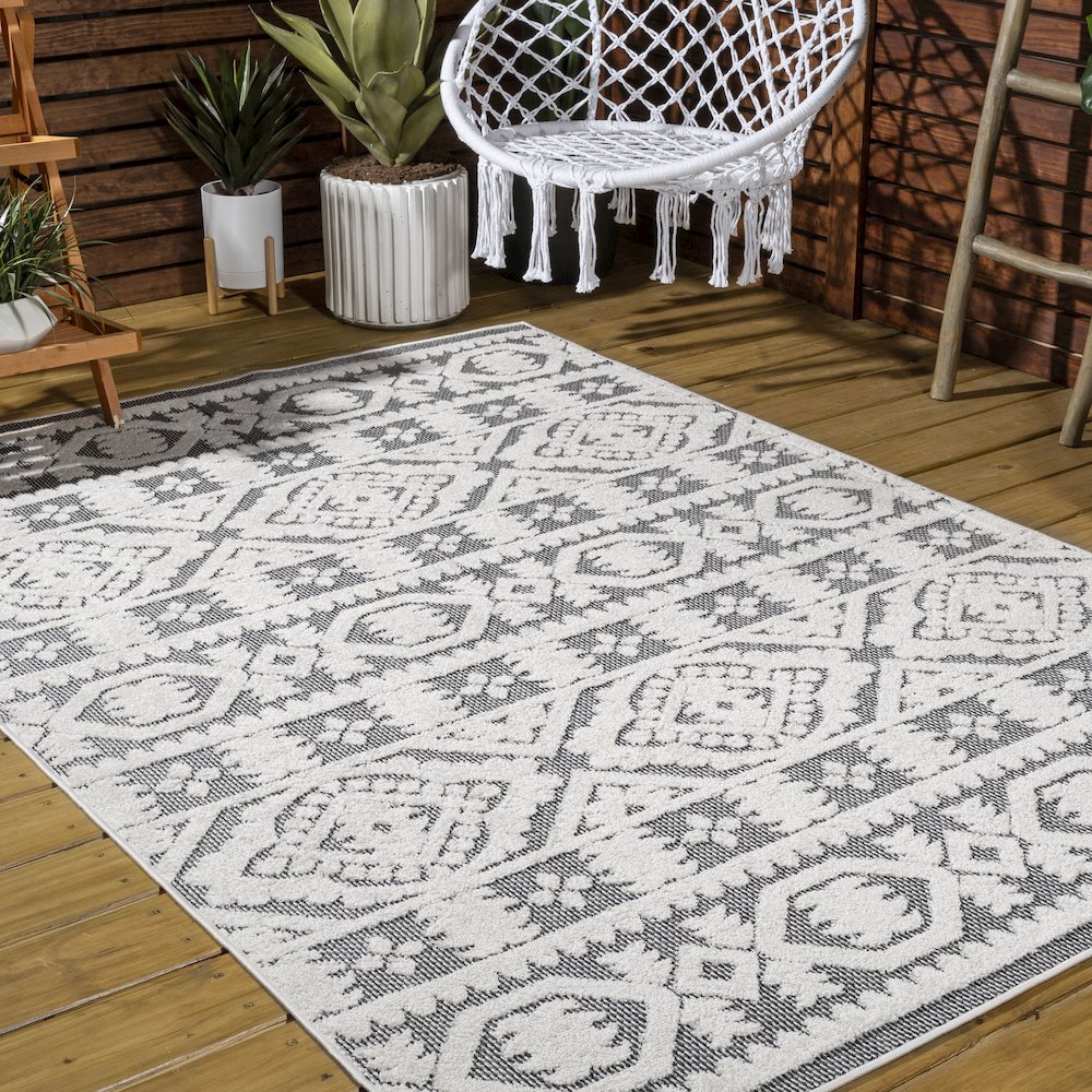 Citta High-Low Pile Mediterranean Tile Area Rug. Picture 6