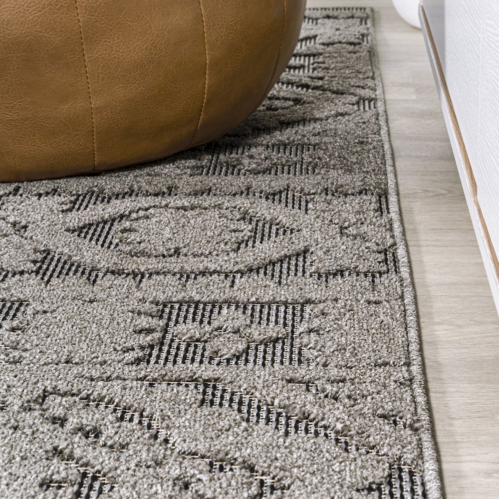 Citta High-Low Pile Mediterranean Tile Area Rug. Picture 5