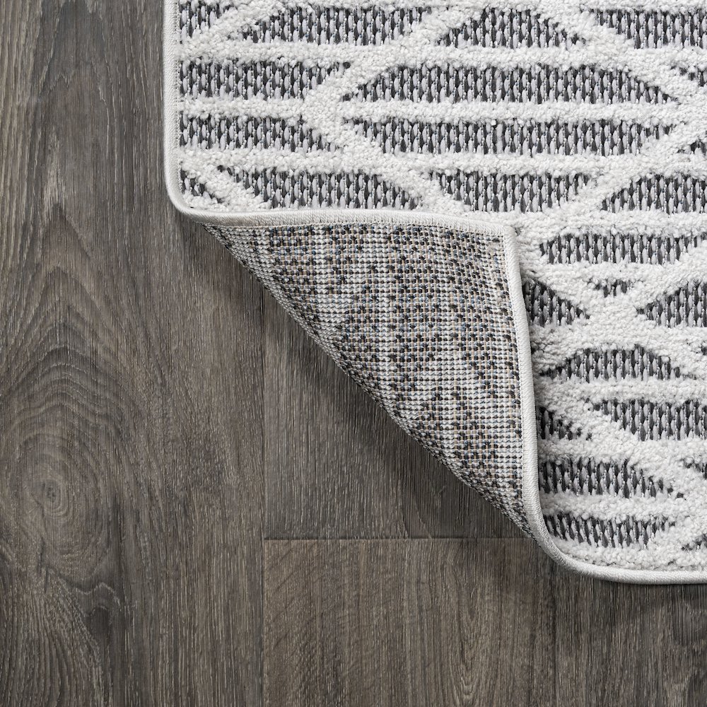 Ararat High-Low Pile Moroccan Diamond Modern Indoor/Outdoor Area Rug. Picture 3