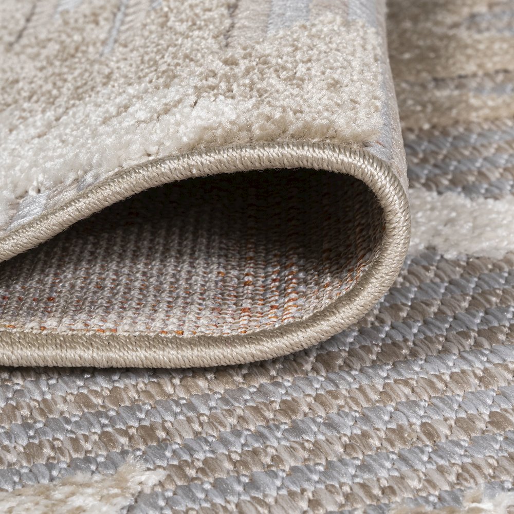 Sumak High-Low Pile Neutral Diamond Kilim Area Rug. Picture 6