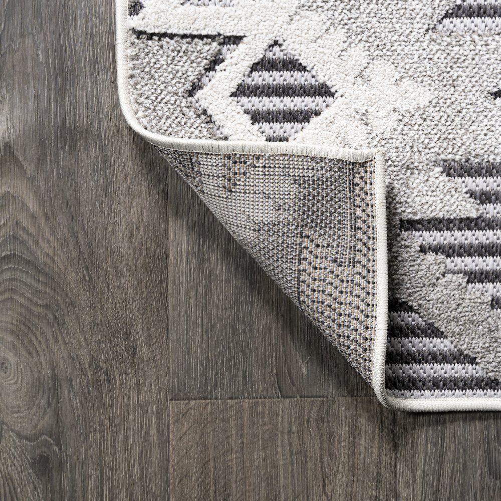 Sumak High-Low Pile Neutral Diamond Kilim Area Rug. Picture 3