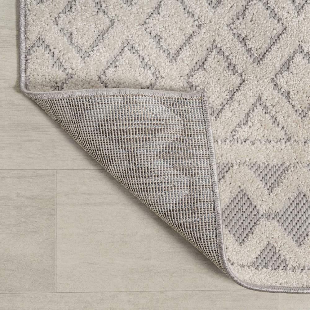 Ormond High-Low Modern Trellis Geometric Area Rug. Picture 3