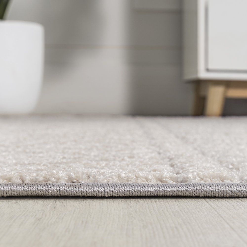 Ormond High-Low Modern Trellis Geometric Area Rug. Picture 7