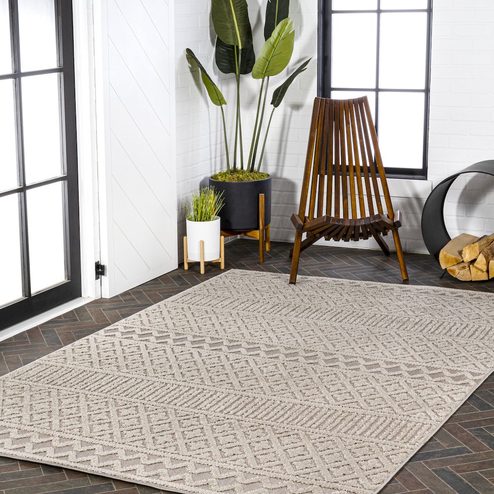 Ormond High-Low Modern Trellis Geometric Area Rug. Picture 9