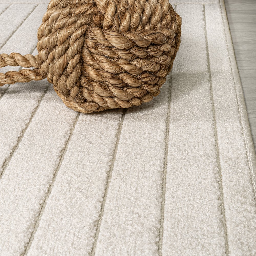 Odense Minimalist Angle Geometric Area Rug. Picture 5