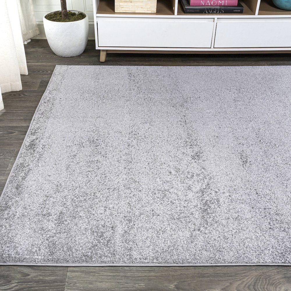 Haze Solid Low Pile Area Rug Gray. Picture 3