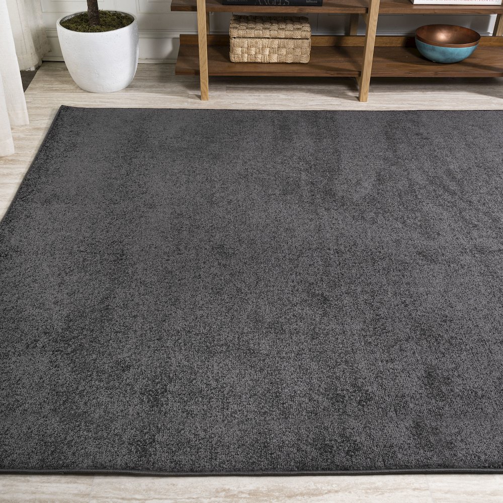 Haze Solid Low Pile Area Rug Black. Picture 3