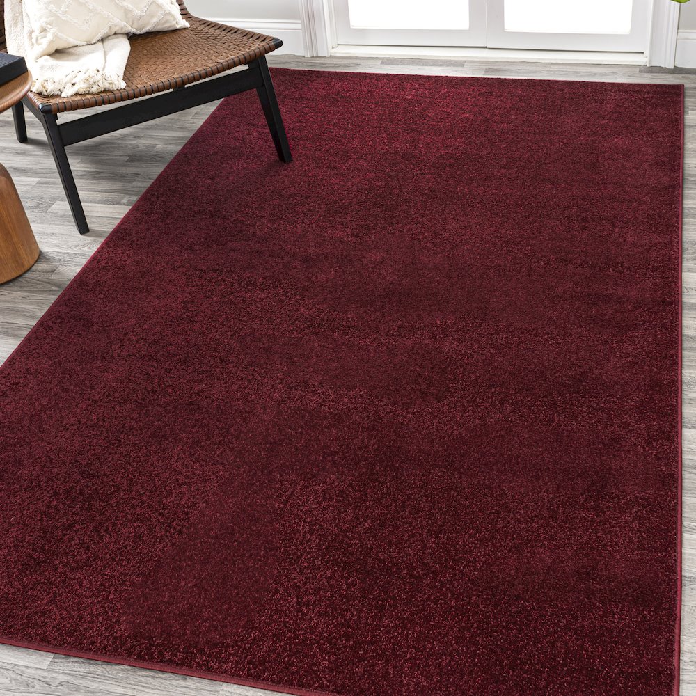 Haze Solid Low Pile Area Rug Dark Red. Picture 2