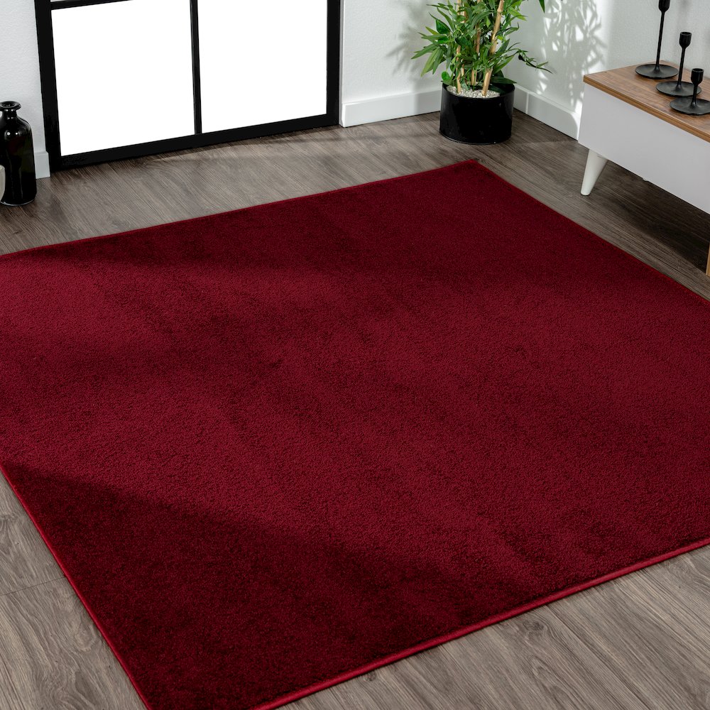 Haze Solid Low Pile Area Rug Dark Red. Picture 2