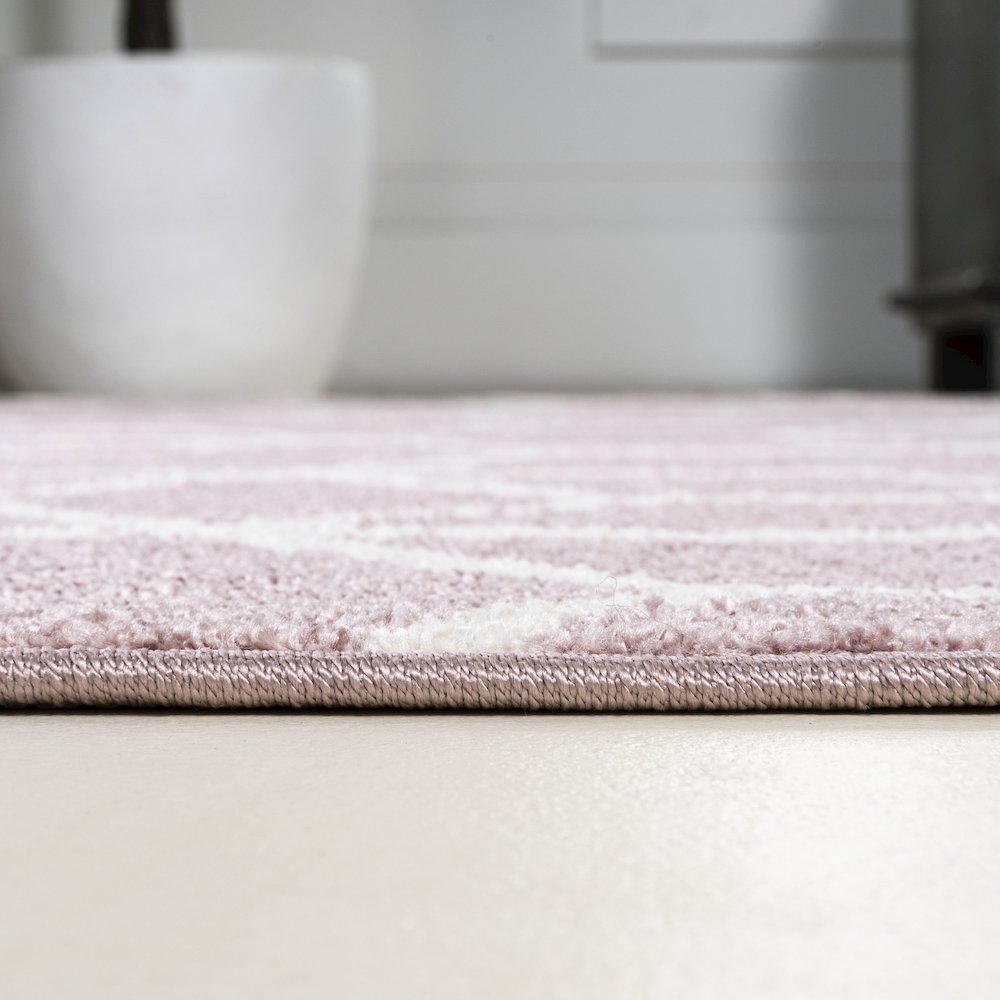 Tumbling Blocks Modern Geometric Area Rug. Picture 9