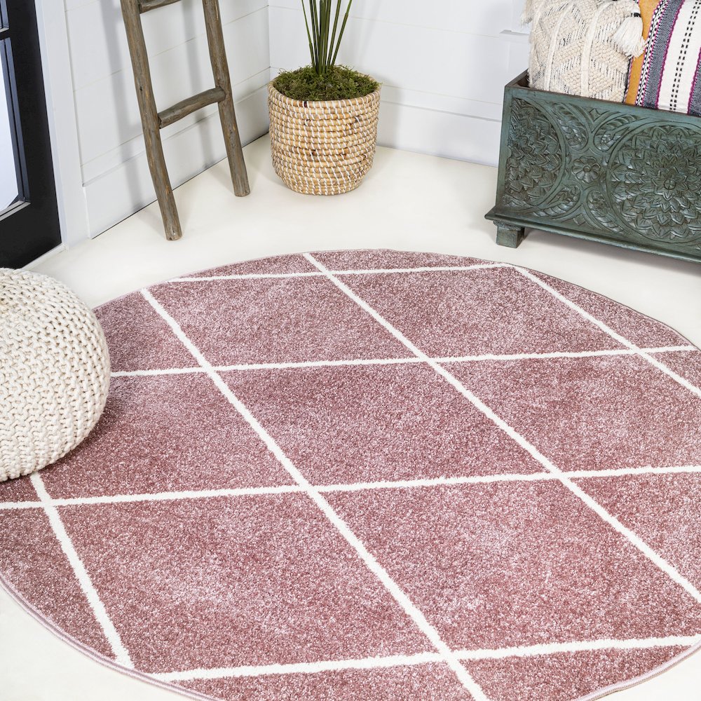 Cole Minimalist Diamond Trellis Area Rug. Picture 2