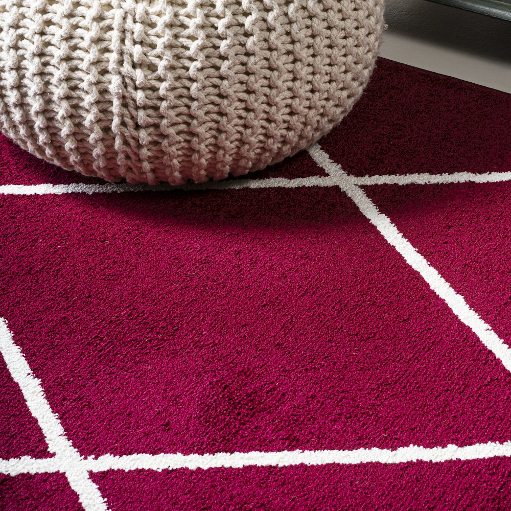Cole Minimalist Diamond Trellis Area Rug. Picture 5