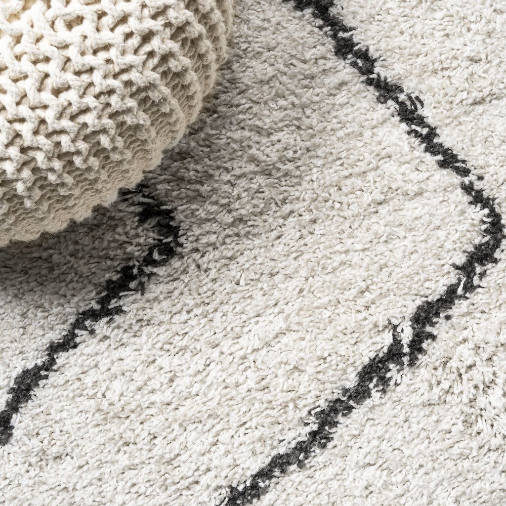 Inca Moroccan Diamond Shag Area Rug. Picture 4