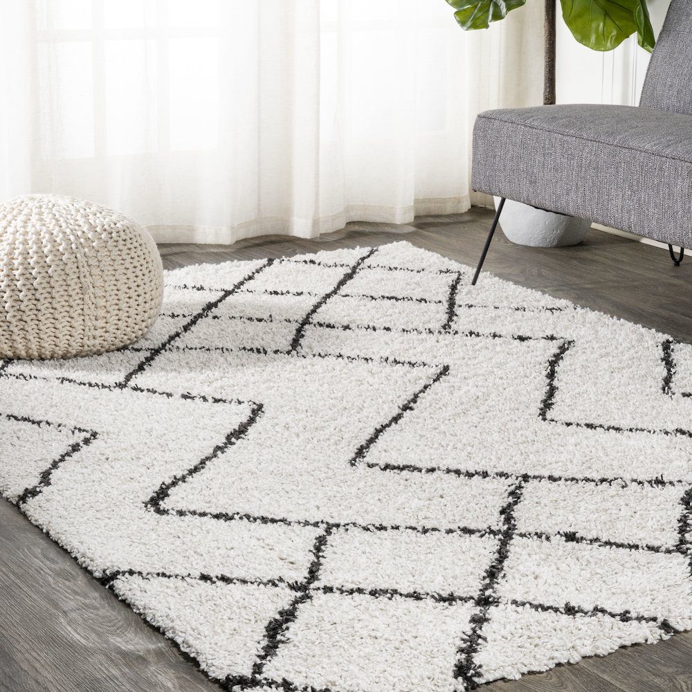 Inca Moroccan Diamond Shag Area Rug. Picture 2