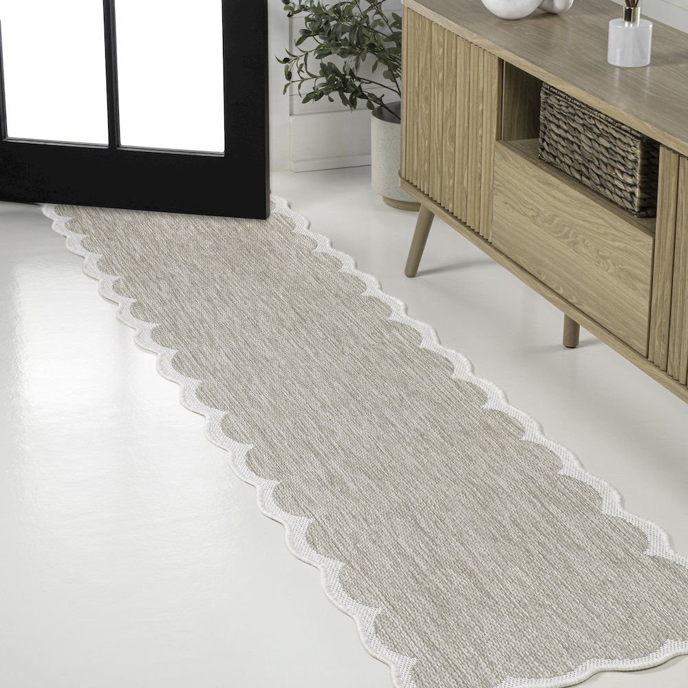 Two-Tone Scalloped Beige/Cream 2 ft. x 8 ft. Indoor/Outdoor Shaped Runner Rug. Picture 2