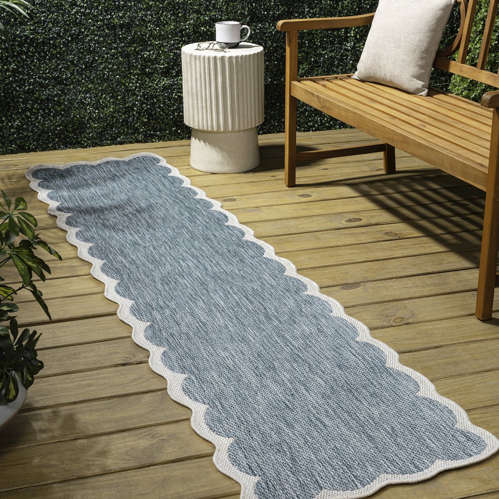 Turquoise/Cream 2 ft. x 8 ft. Indoor/Outdoor Shaped Runner Rug. Picture 3