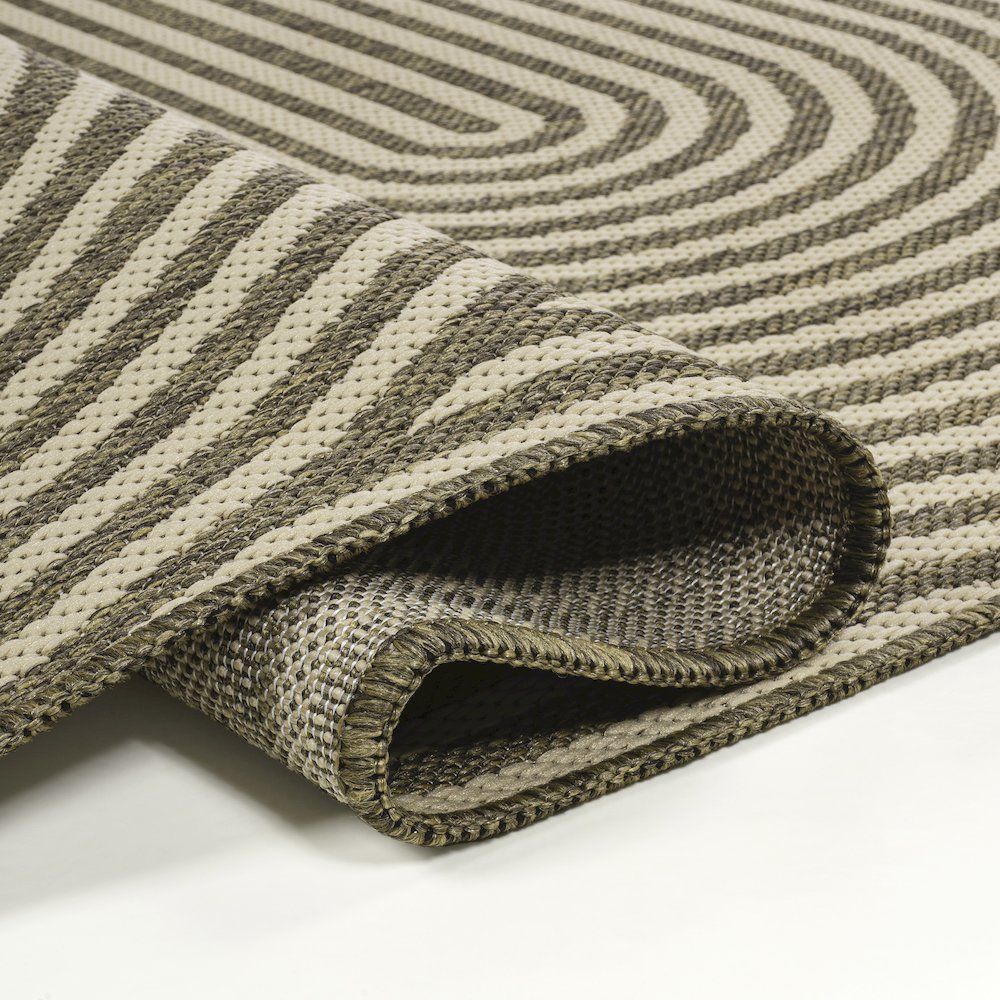 Beige/Brown 2 ft. x 8 ft. Indoor/Outdoor Shaped Runner Rug. Picture 7