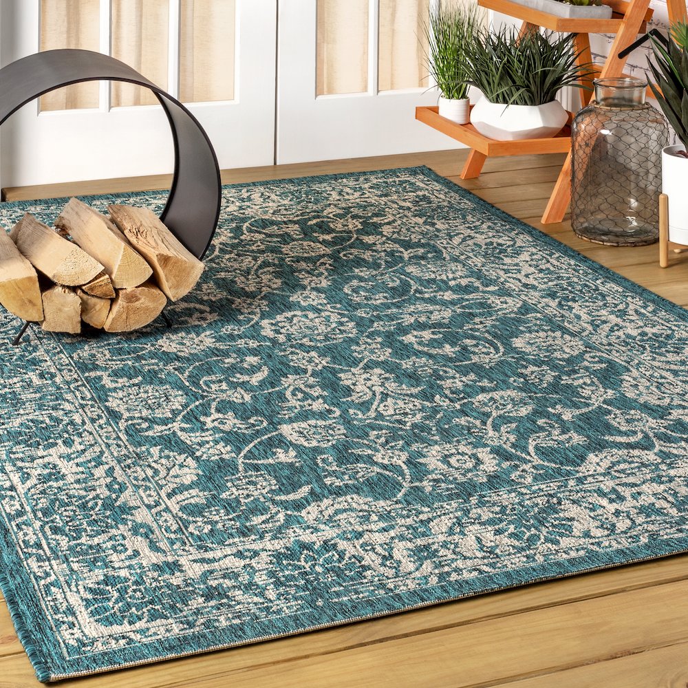 Tela Bohemian Textured Weave Floral Indoor/Outdoor Area Rug. Picture 2