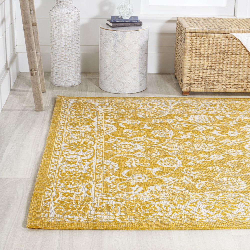 Tela Bohemian Textured Weave Floral Indoor/Outdoor Area Rug. Picture 3