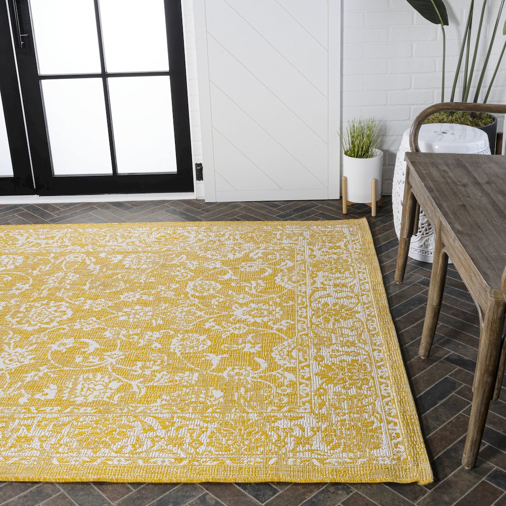 Tela Bohemian Textured Weave Floral Indoor/Outdoor Area Rug. Picture 7