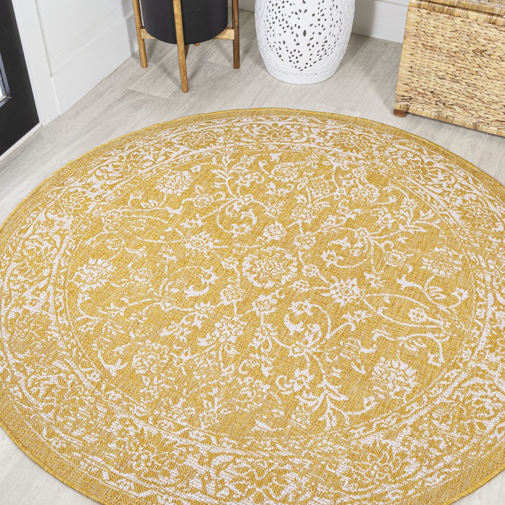 Tela Bohemian Textured Weave Floral Indoor/Outdoor Area Rug. Picture 2