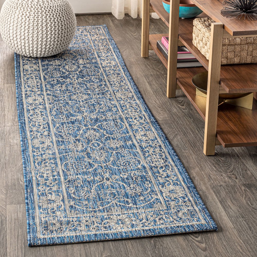 Palazzo Vine And Border Textured Weave Indoor/Outdoor Area Rug. Picture 2