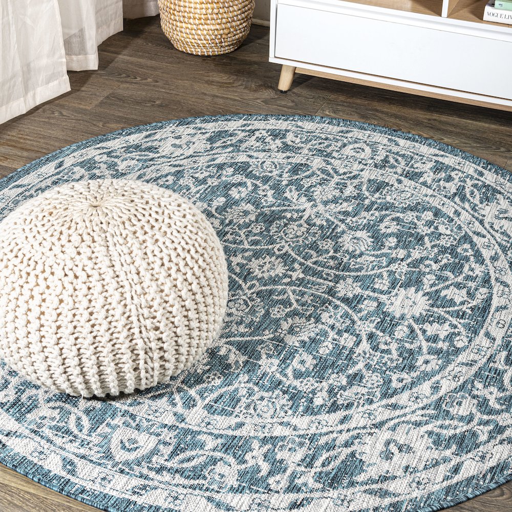 Palazzo Vine And Border Textured Weave Indoor/Outdoor Area Rug. Picture 2
