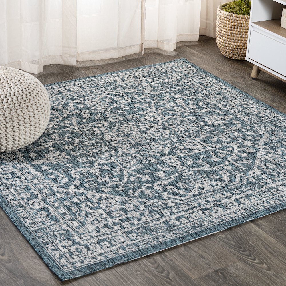 Malta Bohemian Medallion Textured Weave Indoor/Outdoor Area Rug. Picture 2