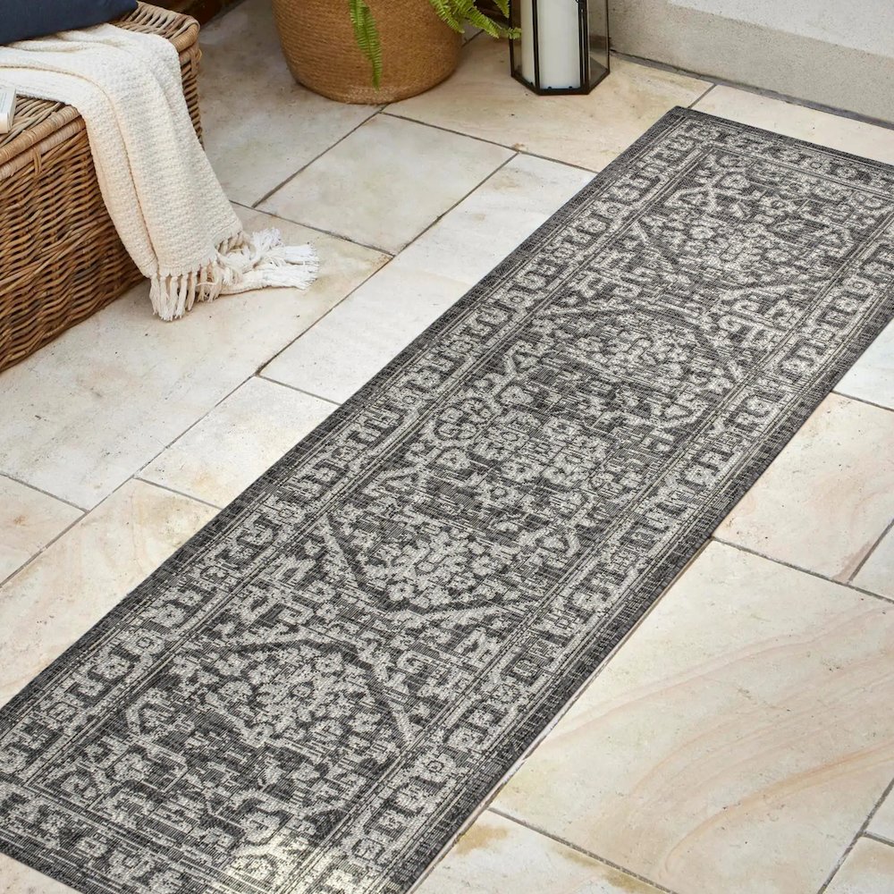 Malta Bohemian Medallion TetuWeaveIndoor/Outdoor Runner Rug. Picture 1