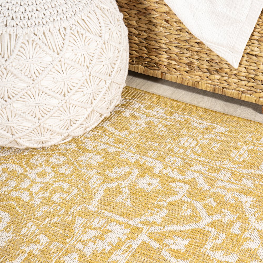 Malta Bohemian Medallion Textured Weave Indoor/Outdoor Area Rug. Picture 4