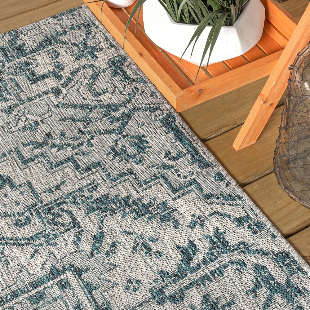 Estrella Bohemian Medallion Textured Weave Indoor/Outdoor Area Rug. Picture 5
