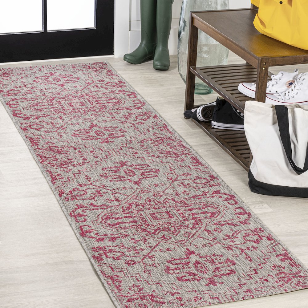 Estrella Bohemian Medallion Textured Weave Indoor/Outdoor Area Rug. Picture 2