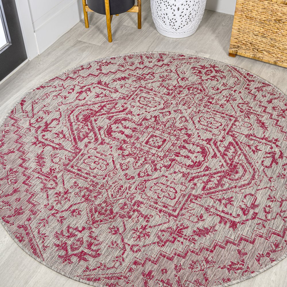Estrella Bohemian Medallion Textured Weave Indoor/Outdoor Area Rug. Picture 2
