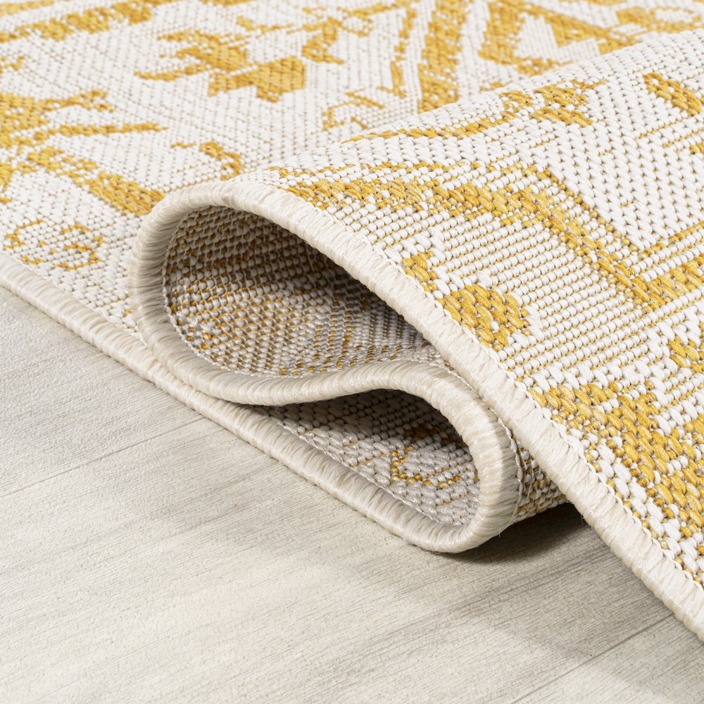 Estrella Bohemian Medallion Textured Weave Indoor/Outdoor Area Rug. Picture 6