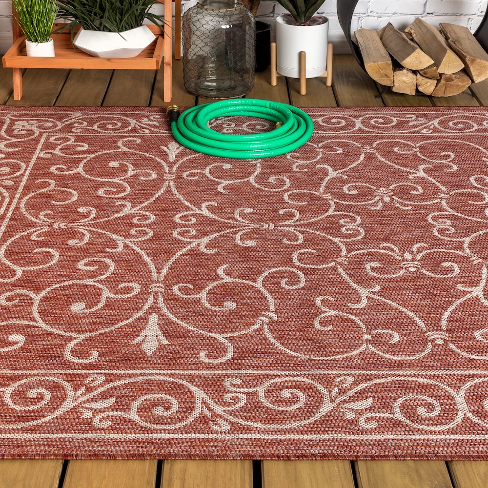 Charleston Vintage Filigree Textured Weave Indoor/Outdoor Area Rug. Picture 4
