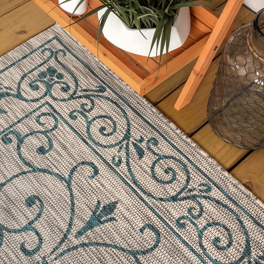 Charleston Vintage Filigree Textured Weave Indoor/Outdoor Runner Rug. Picture 5
