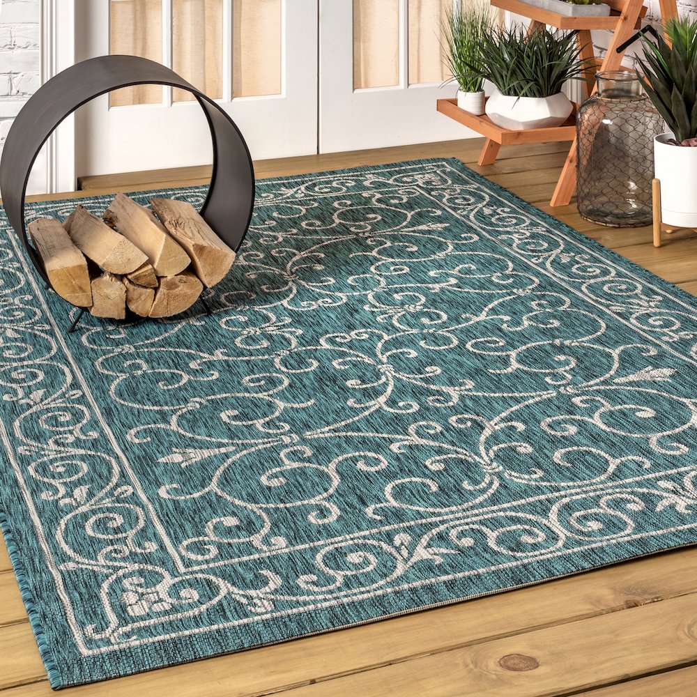 Charleston Vintage Filigree Textured Weave Indoor/Outdoor Area Rug. Picture 2
