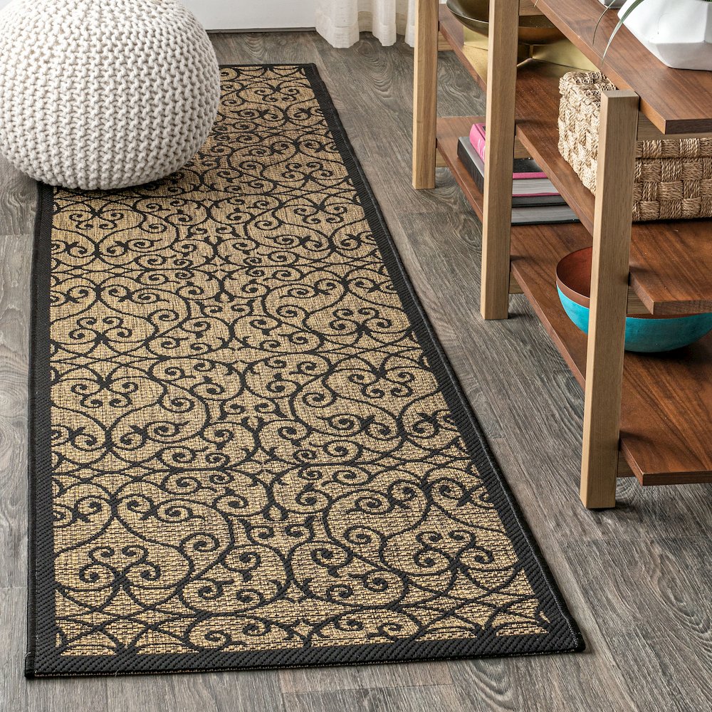 Madrid Vintage Filigree Textured Weave Indoor/Outdoor Runner Rug. Picture 2