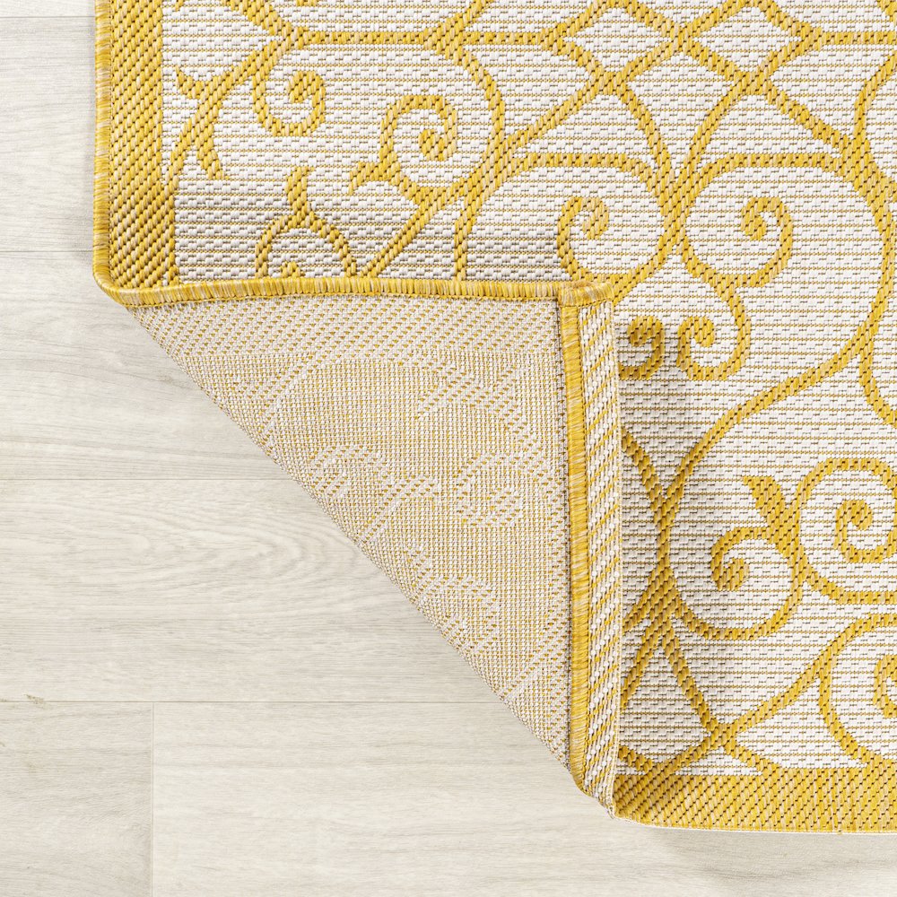 Madrid Vintage Filigree Textured Weave Indoor/Outdoor Runner Rug. Picture 3