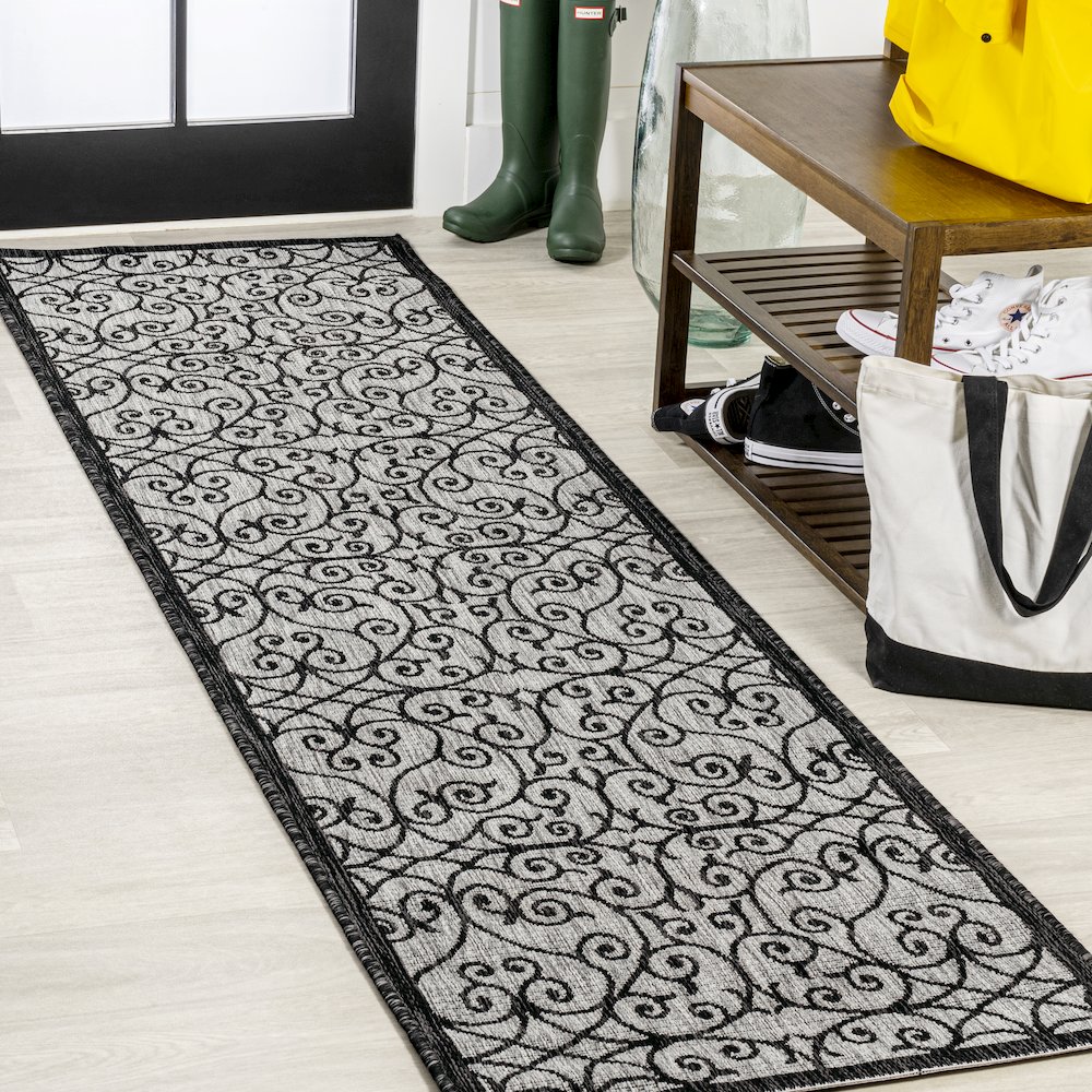 Madrid Vintage Filigree Textured Weave Indoor/Outdoor Runner Rug. Picture 2