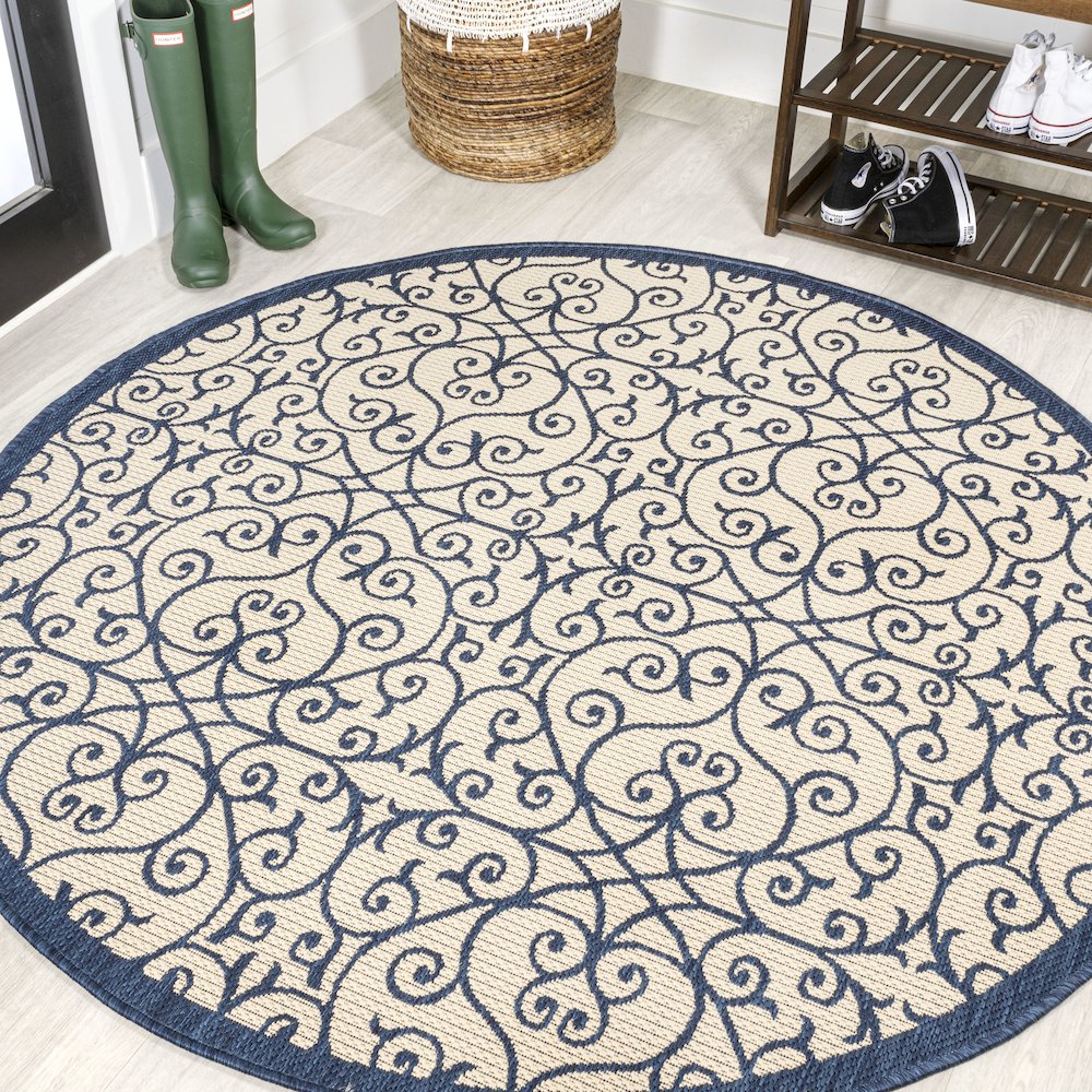 Madrid Vintage Filigree Textured Weave Indoor/Outdoor Round Rug. Picture 2