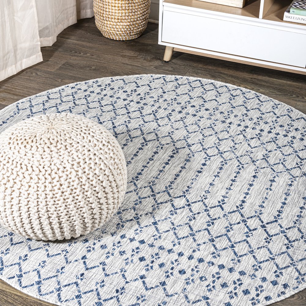 Ourika Moroccan Geometric Textured Weave Indoor/Outdoor Round Rug. Picture 2