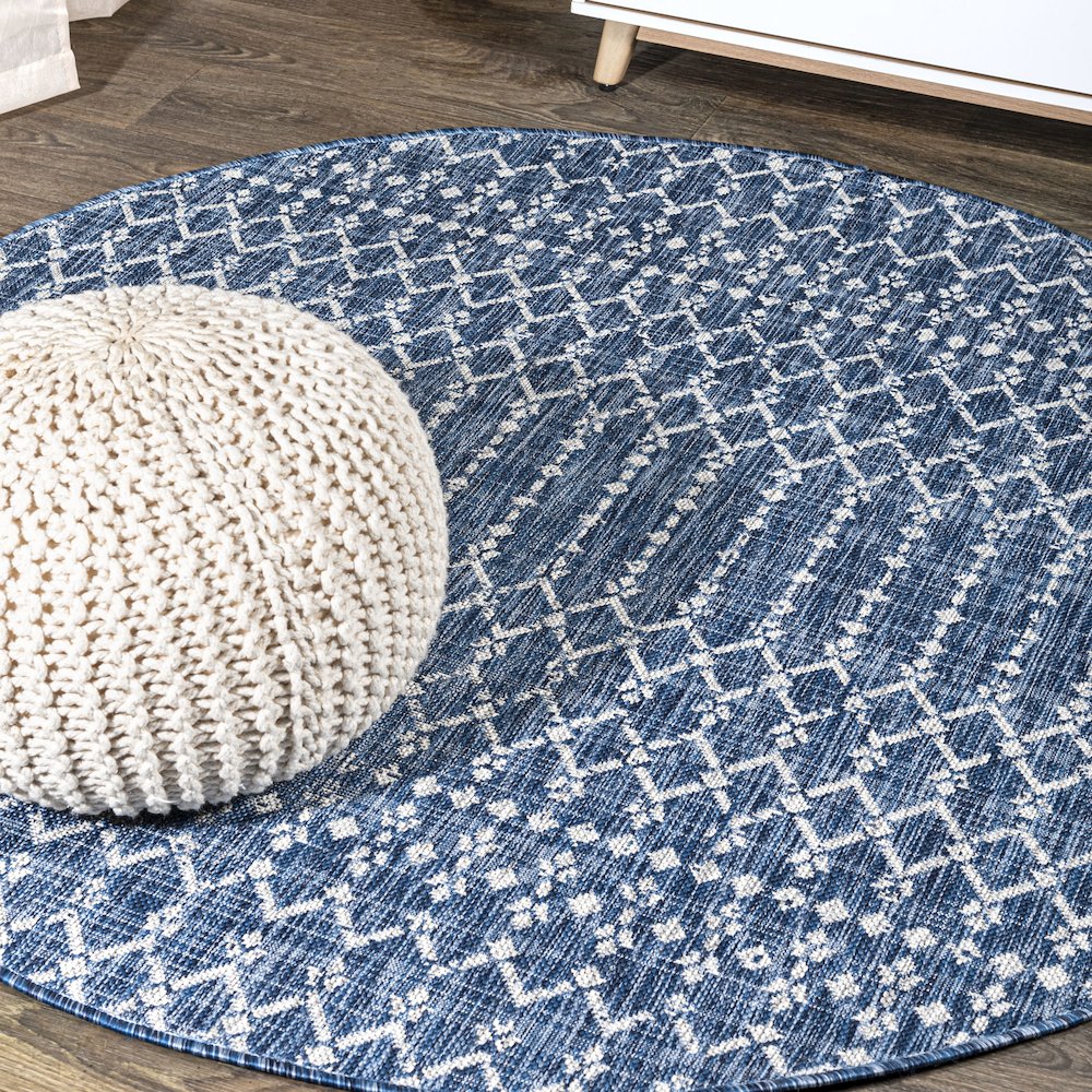 Ourika Moroccan Geometric Textured Weave Indoor/Outdoor Round Rug. Picture 2