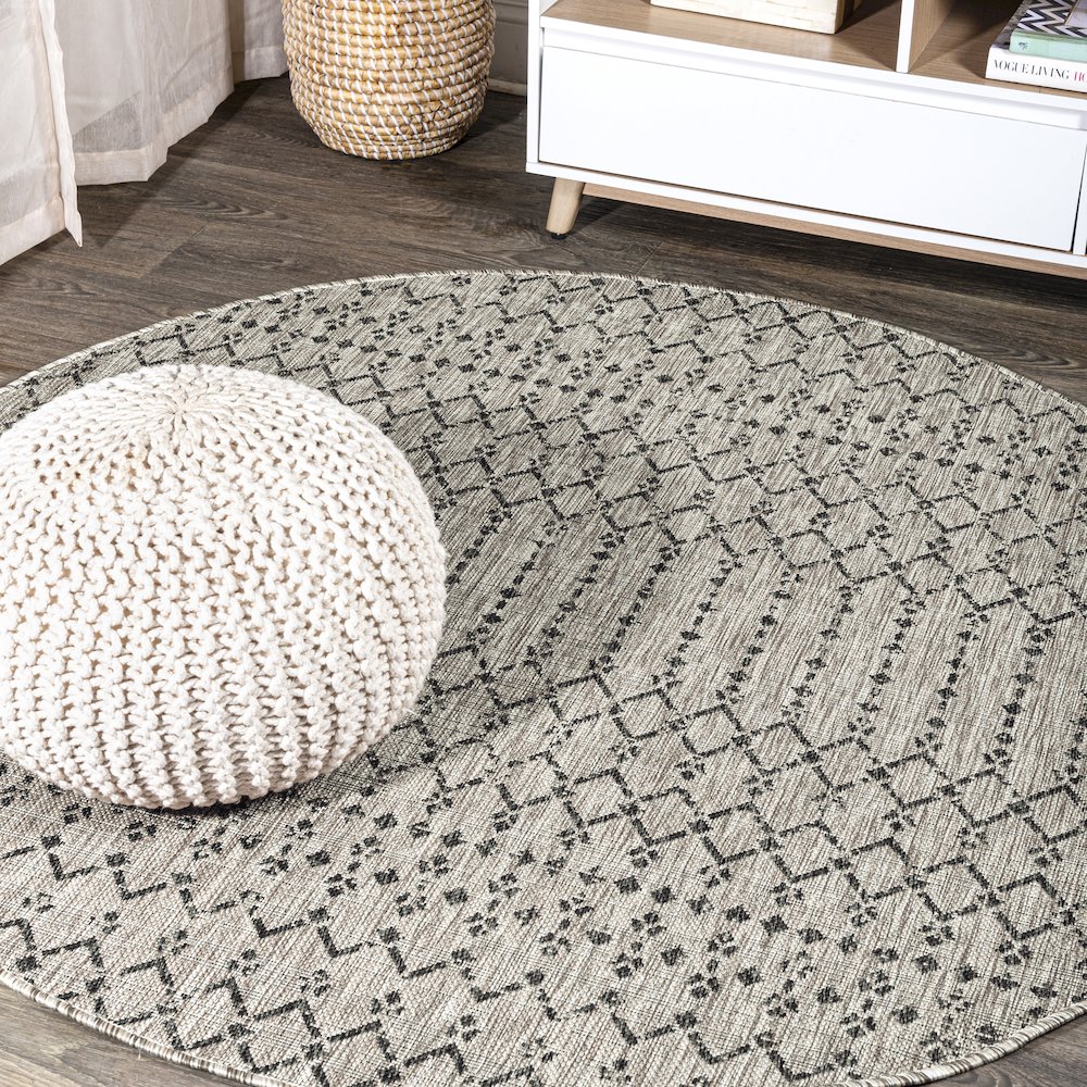 Ourika Moroccan Geometric Textured Weave Indoor/Outdoor Round Rug. Picture 2